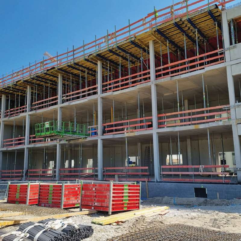 Novogradnja, Liebherr - proizvodni kompleks